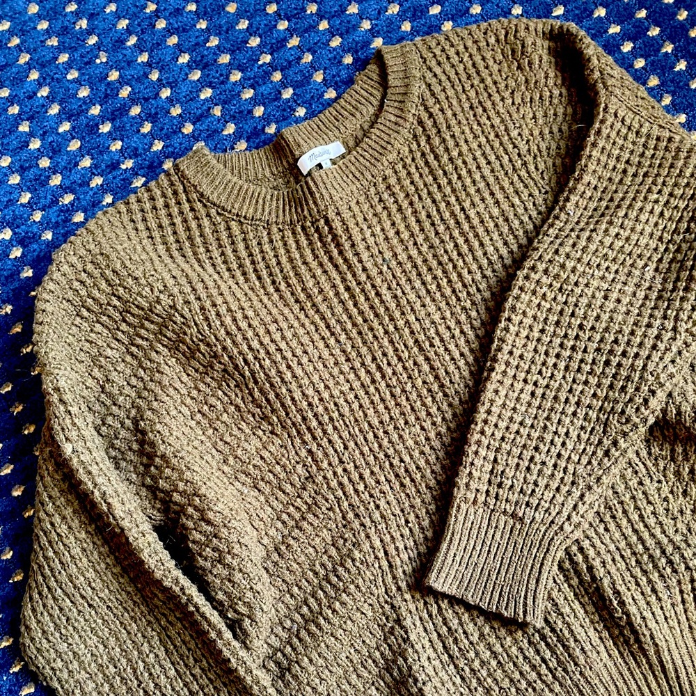 Madewell sweater, olive green! Lightly worn